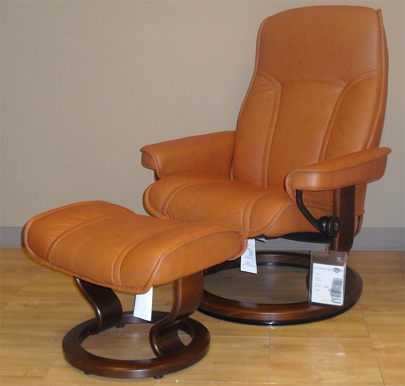 Stressless Governor Paloma Brandy Leather Recliner Chair and Ottoman by Ekornes