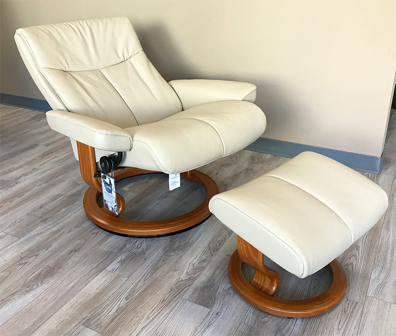 Stressless Live Ekornes Paloma Copper Leather  Recliner and Ottoman