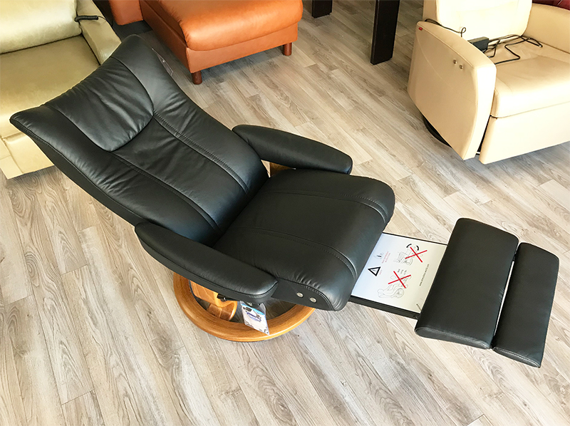 Stressless Wing Leg Comfort Paloma Black Leather Color Recliner Chair with Footrest 