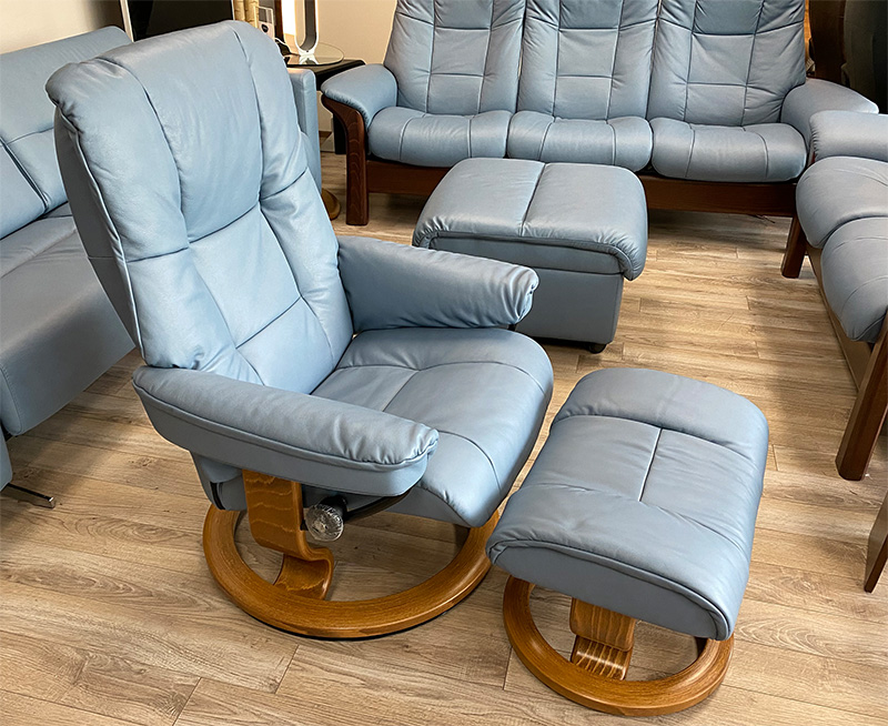 Stressless Mayfair Paloma Copper Recliner Chair and Ottoman by Ekornes