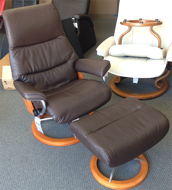 Stressless View Chair Paloma Mocca Leather Recliner and Ottoman by Ekornes