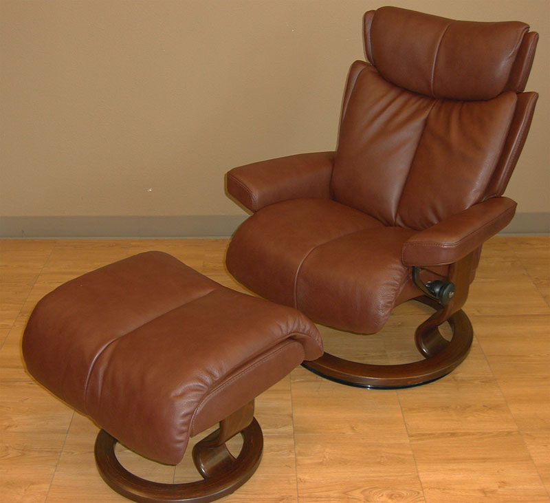 Stressless Magic Royalin Brown Leather Recliner Chair